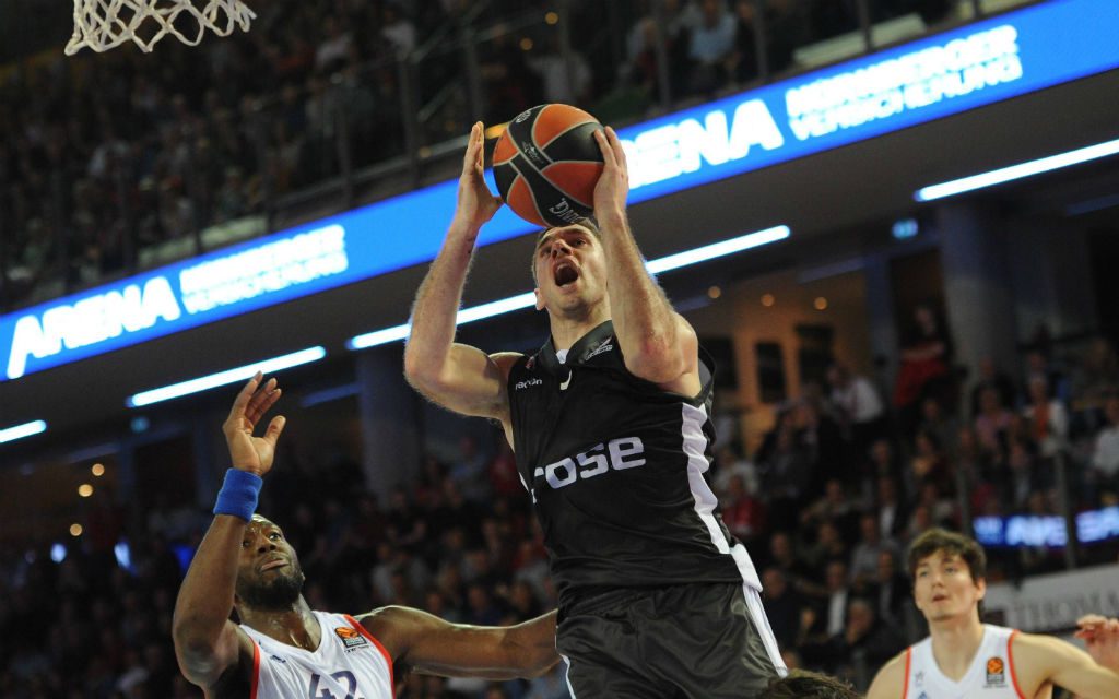 Bambergs Fabien Caseur ist auch in der EuroLeague nur schwer zu stoppen.