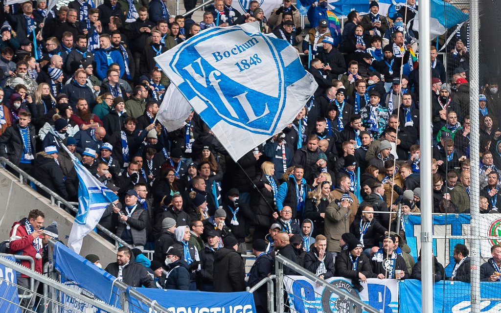 Leverkusen – Bochum: Freitag, 20:30 Uhr