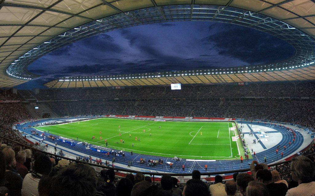 Bielefeld – Stuttgart: Sonnabend, 20:00 Uhr
