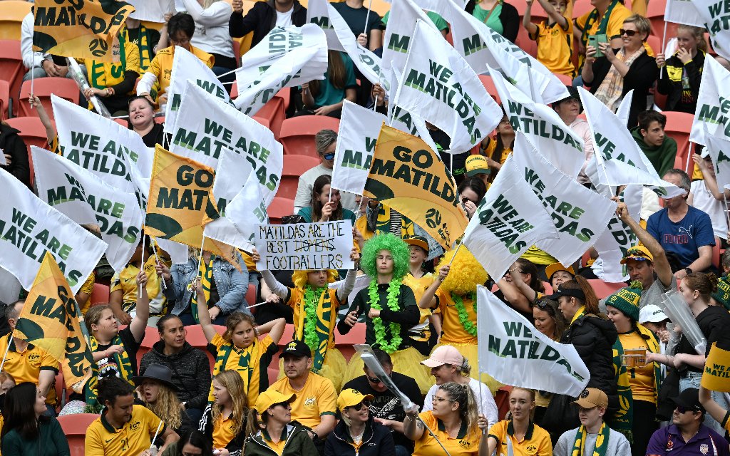 Australien (F) - England (F): Mittwoch, 12:00 Uhr