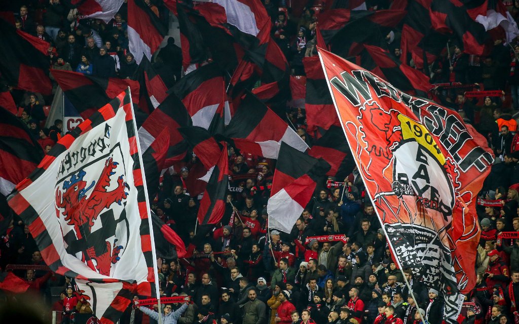 Leverkusen – Bayern: Sonnabend, 18:30 Uhr