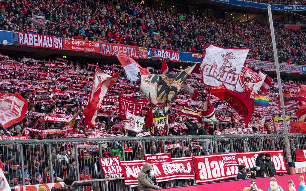 FC Bayern Muenchen gegen FC Augsburg, Fussball, Bundesliga, 24. Spieltag, Spielzeit 2022/2023, 11.03.2023.