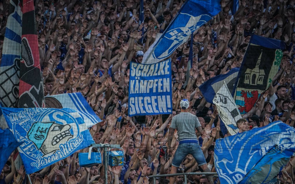 2. Bundesliga 2023 / 2024, 29. Spieltag, FC Schalke 04 - 1. FC Nürnberg - Veltins Arena