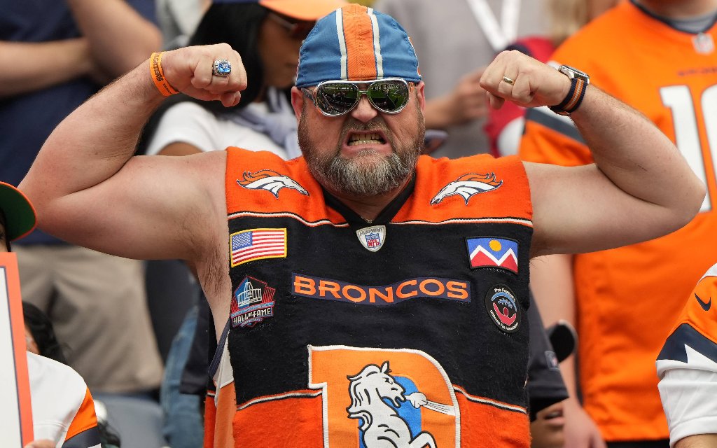 Broncos – Patriots: Sonntag, 21:00 Uhr