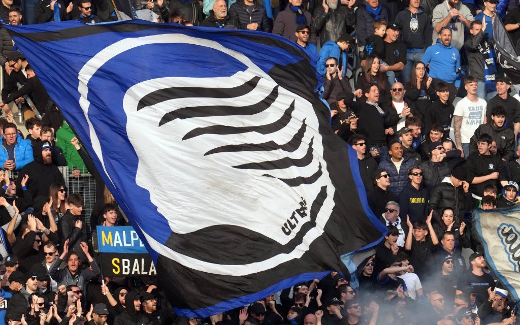 Supporters of Atalanta BC during the match between Atalanta and SSC Napoli at New Balance Arena on February 22, 2026 in Bergamo