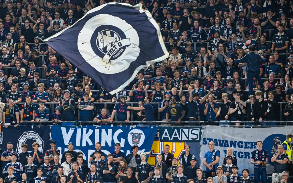Football, Champions League 2026/2027: Viking - Dinamo Zagreb Stavanger 20260826. Viking supporters during the Champions League qualifying match between Viking and Dinamo Zagreb at Lyse Arena in Stavanger.